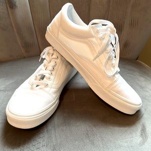 Vans All White Mens US Size 9 or US Women’s Size 10.5